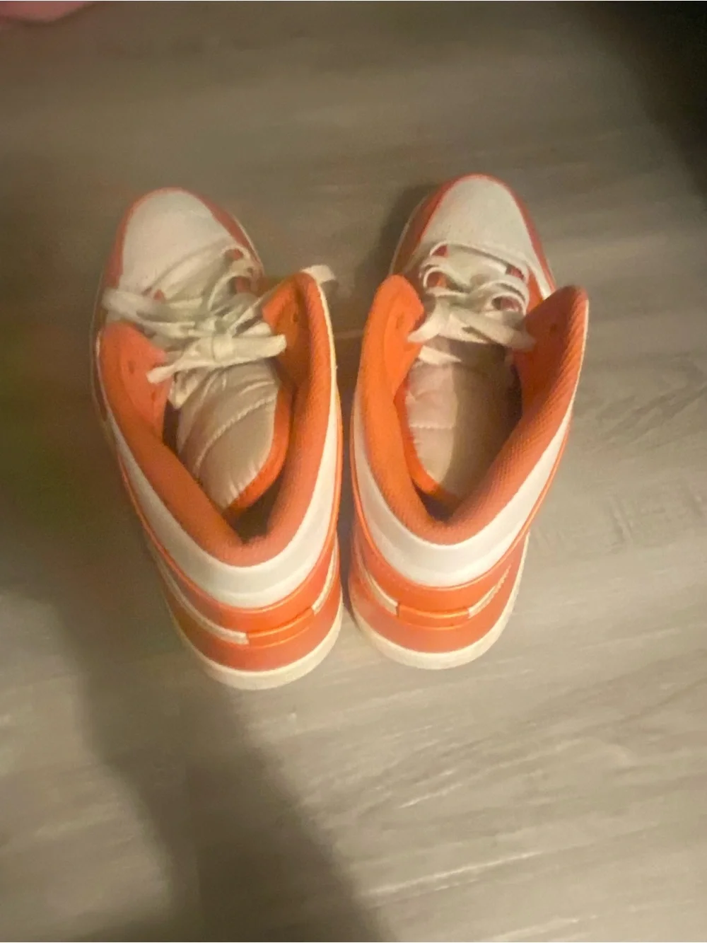 Air Jordan 1 Mid SE Electro Orange